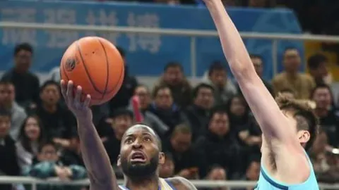 吉林队逆转宁波队，结束连败以116-114惊险取胜